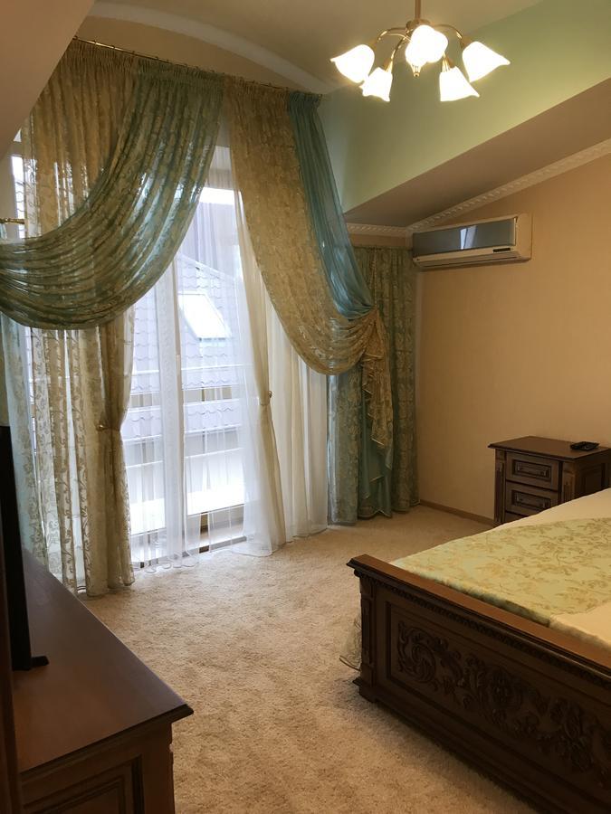 Апартаменти Antique Тернопил Екстериор снимка