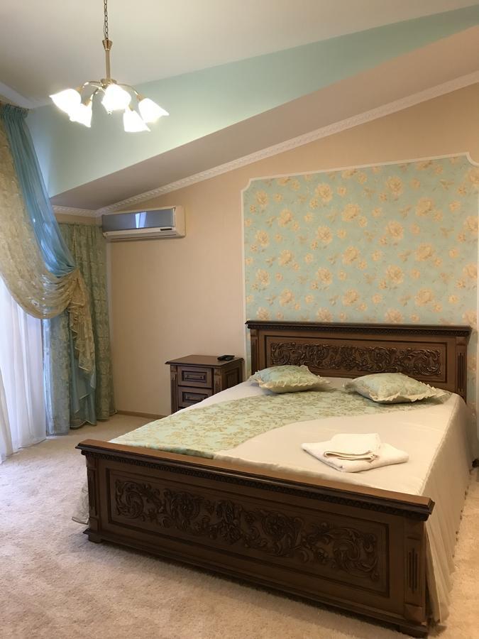 Апартаменти Antique Тернопил Екстериор снимка